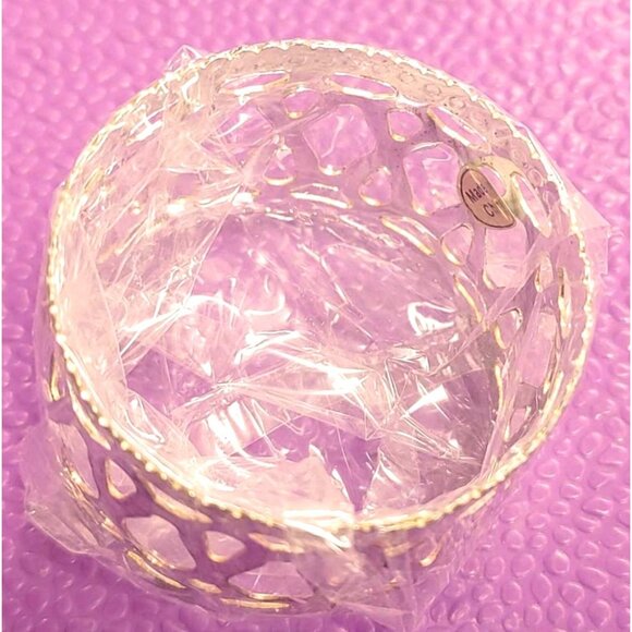 4 Silver Plated Napkin Rings With Openwork Design For Elegant Dining Decor - Picture 4 of 5